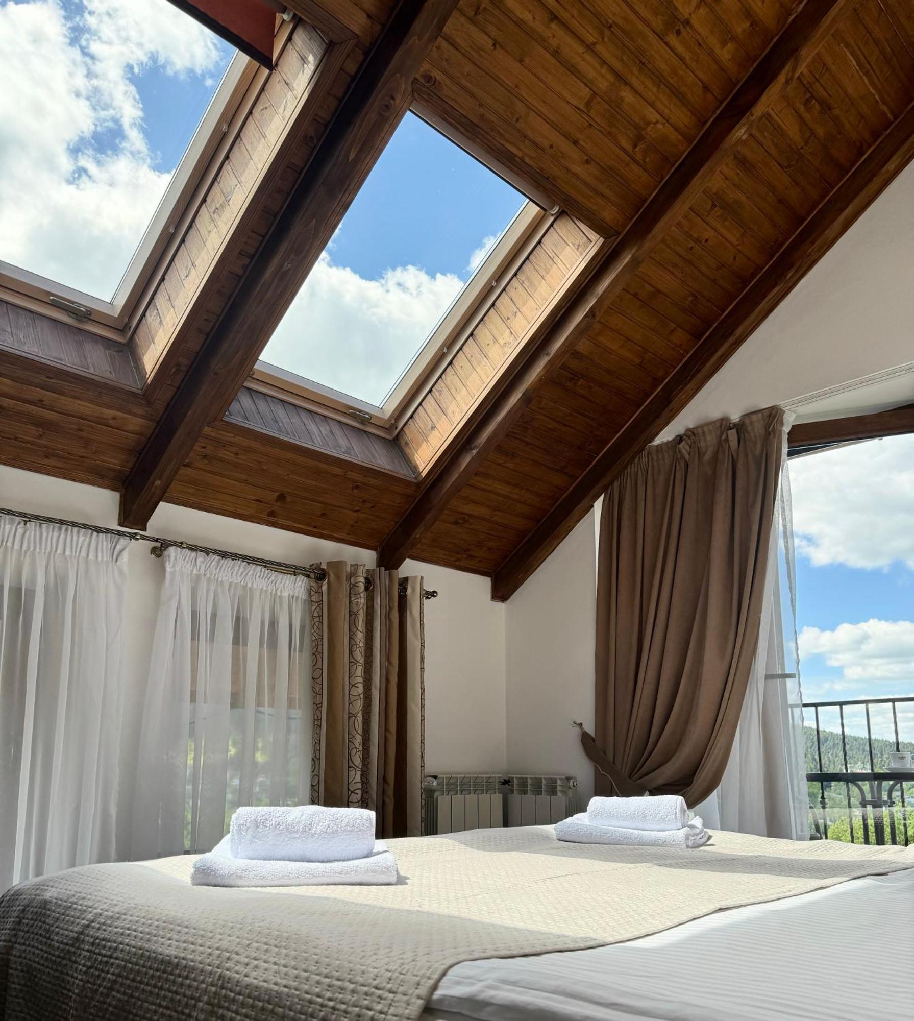 Villa Alessia Skhidnytsia ภายนอก รูปภาพ