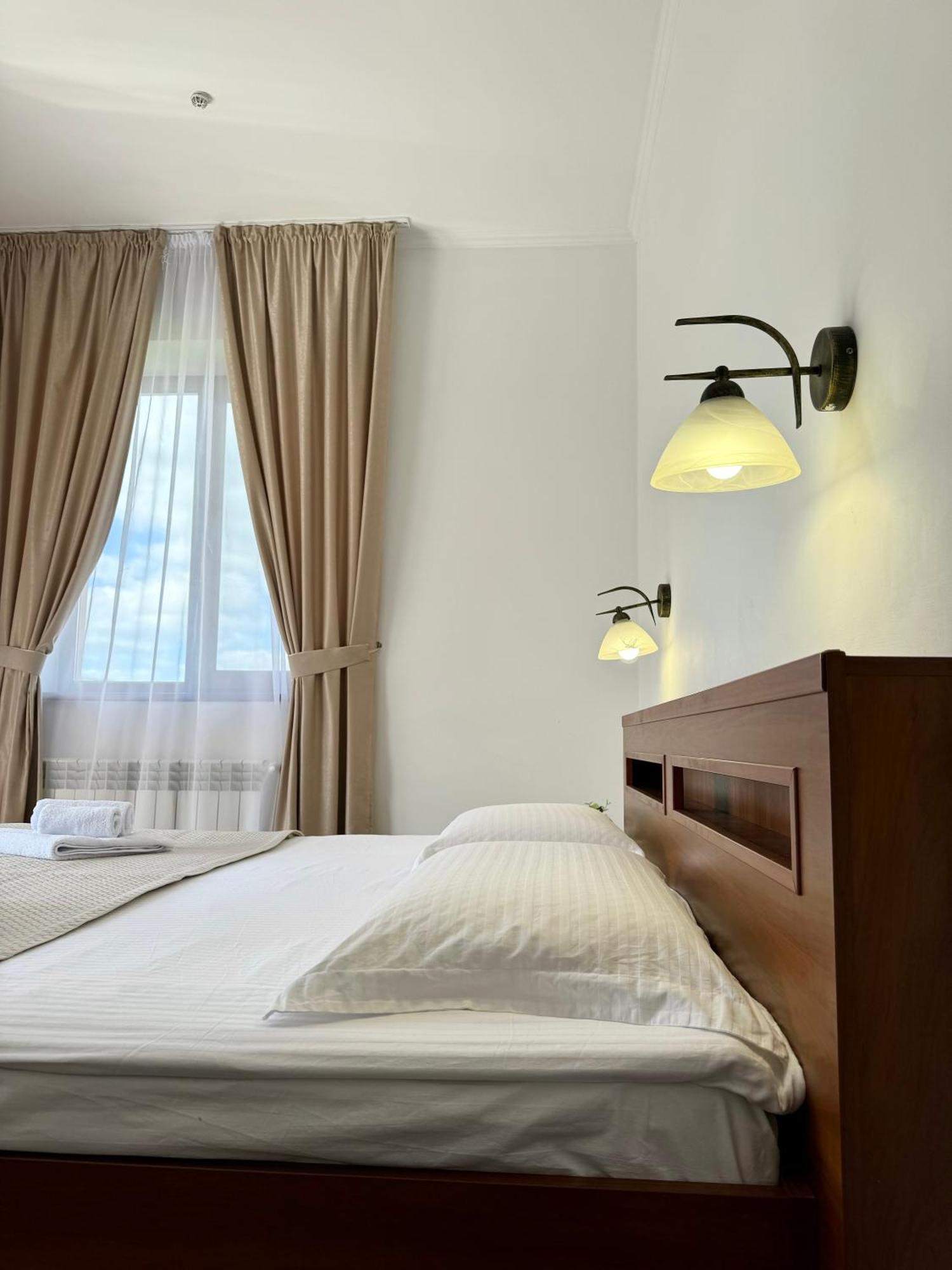Villa Alessia Skhidnytsia ภายนอก รูปภาพ