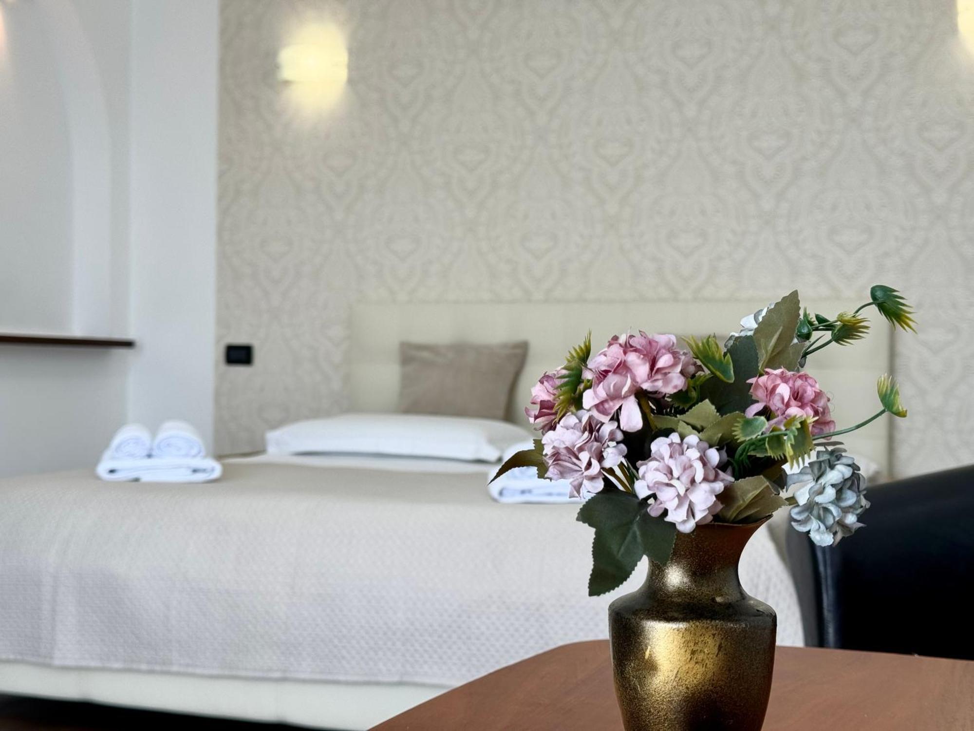Villa Alessia Skhidnytsia ภายนอก รูปภาพ