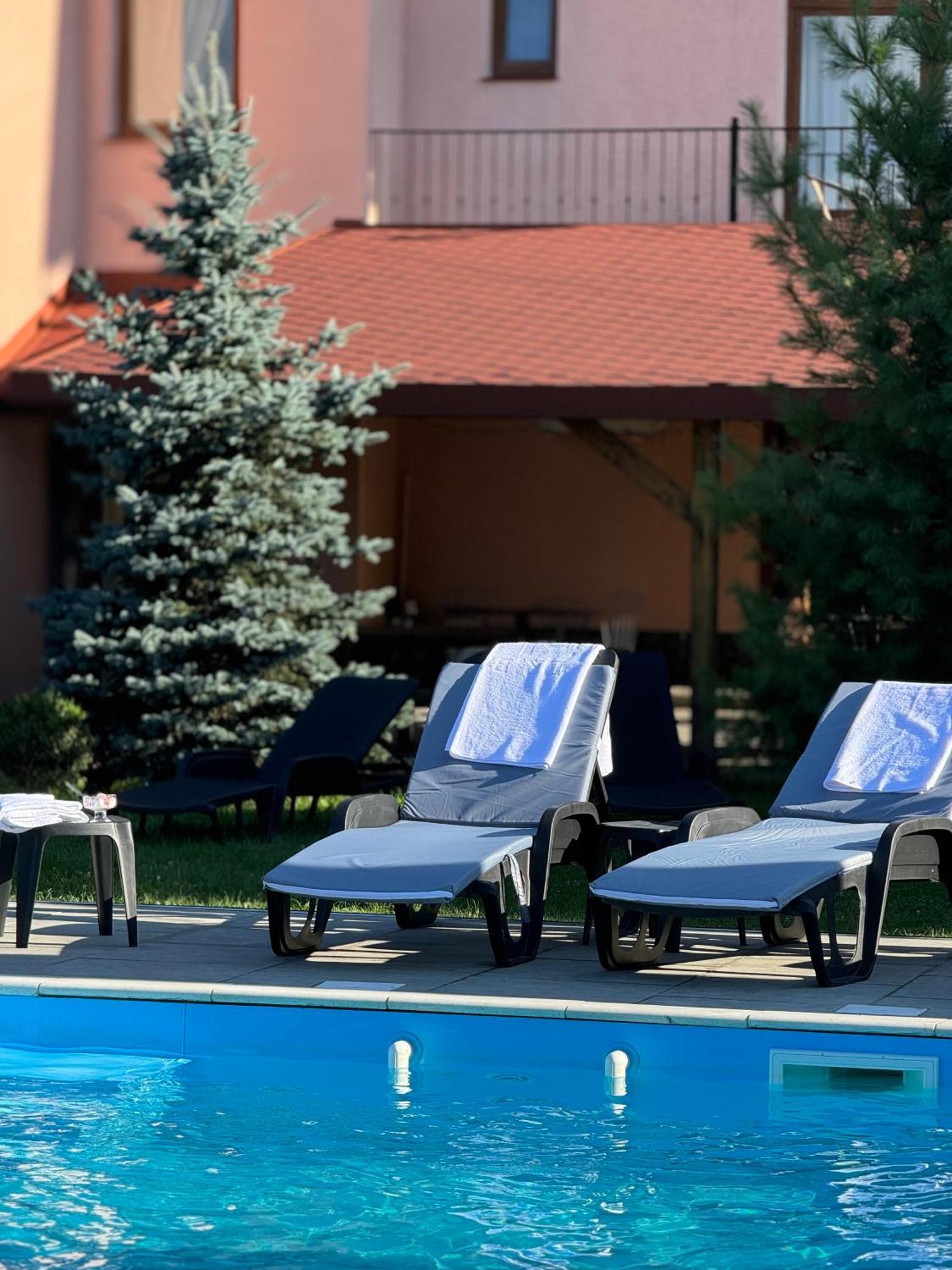 Villa Alessia Skhidnytsia ภายนอก รูปภาพ