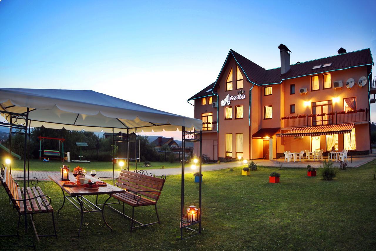 Villa Alessia Skhidnytsia ภายนอก รูปภาพ